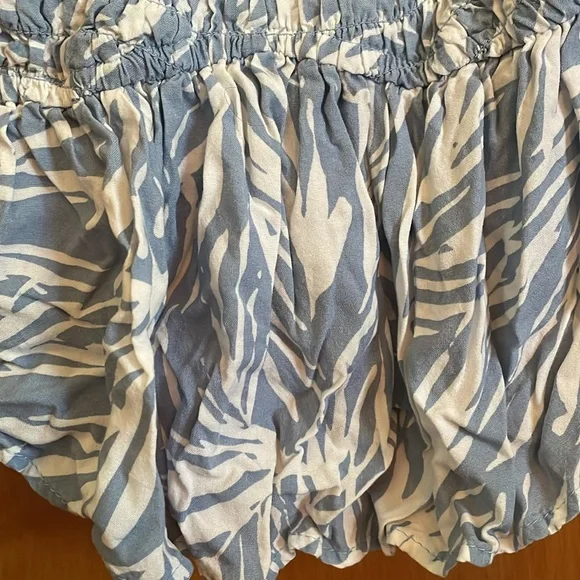 Japna blue and white smocked V neck crop top with ruffled sleeves. - Picture 3 of 5